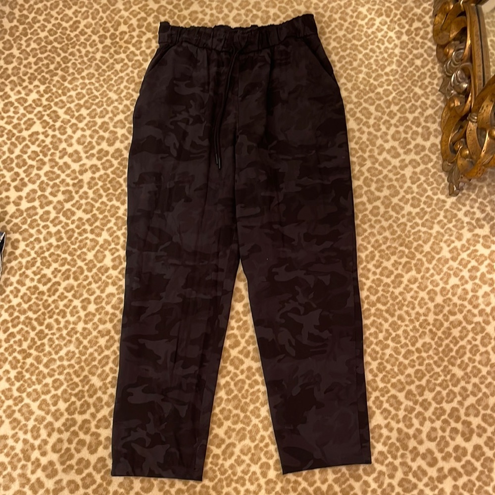 Camo lululemon pants